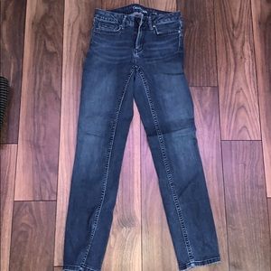 𝙲𝚊𝚕𝚟𝚒𝚗 𝚔𝚎𝚒𝚗 𝚓𝚎𝚊𝚗𝚜   𝙹𝚎𝚐𝚐𝚒𝚗𝚐